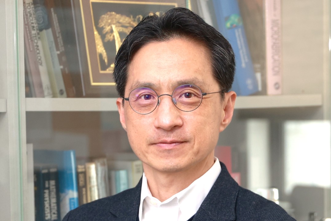 Dong-Wook Kim